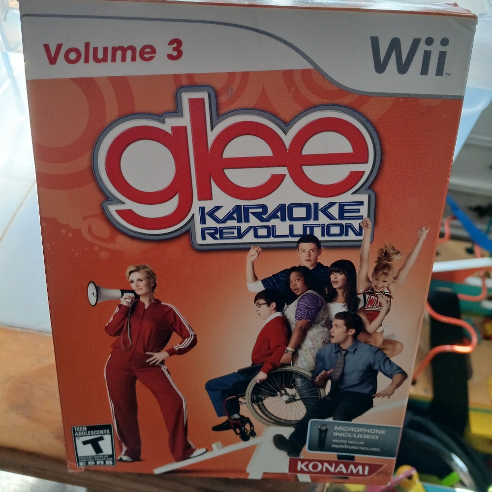 Glee Karaoke Revolution Volume 3 for Wii - Orange *Brand New/Sealed *box Wear*
